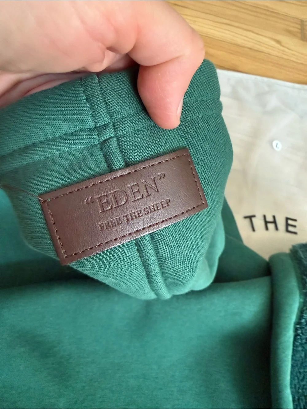 EDEN HOODIE free the sheep MINI size, Emerald Green (UNISEX) - new in bag